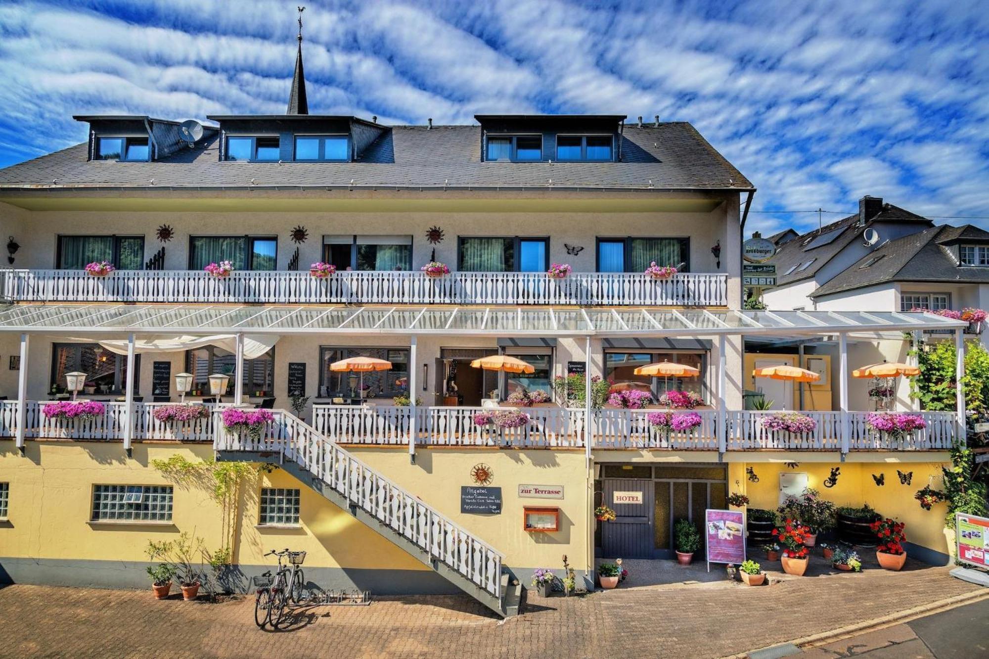 Hotel Zur Mosel Minheim Exteriör bild